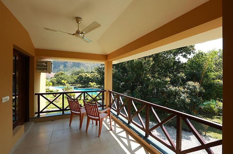 Dewdrop Mango Bloom Resort Nainital Esterno foto
